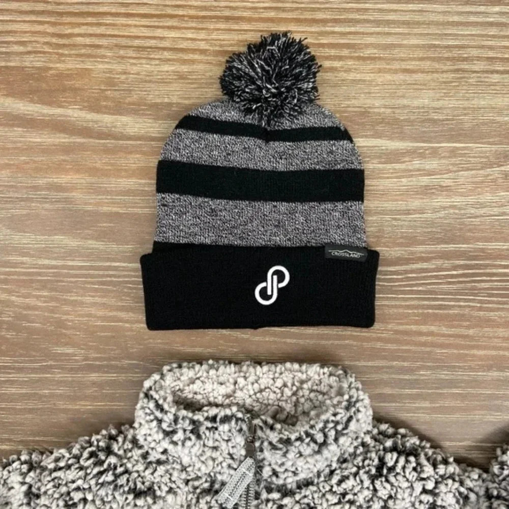 Poshmark Pom Beanie